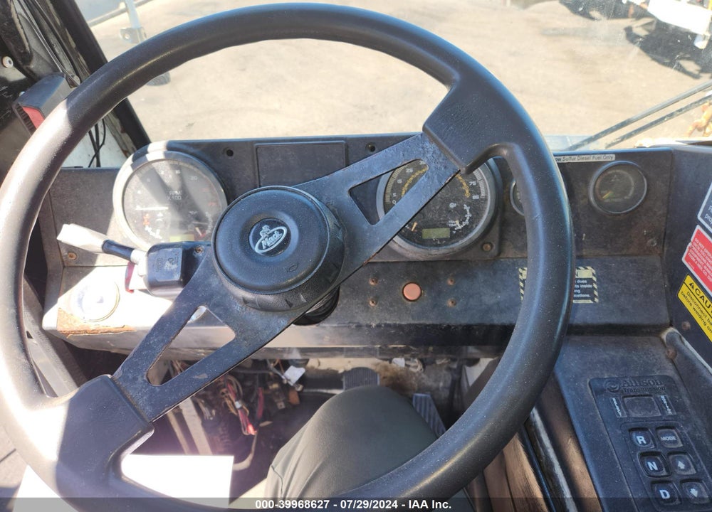 2012 MACK 600 LEU600 VIN: 1M2AU02C9CM006145