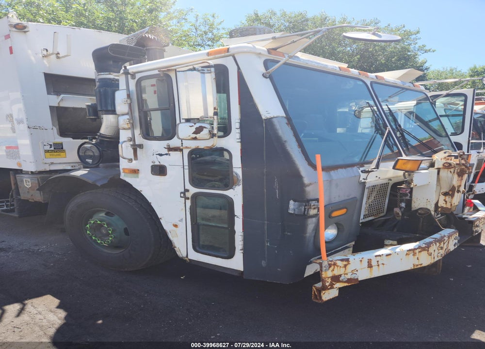 2012 MACK 600 LEU600 VIN: 1M2AU02C9CM006145