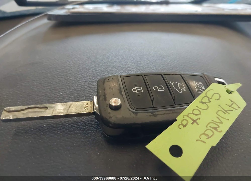 2019 HYUNDAI SANTA FE SE VIN: 5NMS2CAD6KH098881