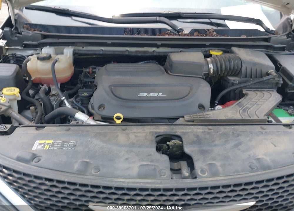 2017 CHRYSLER PACIFICA TOURING VIN: 2C4RC1DG2HR610009