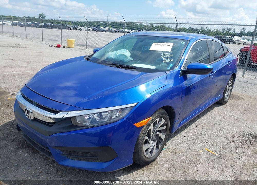 2018 HONDA CIVIC EX VIN: 19XFC2F76JE023065
