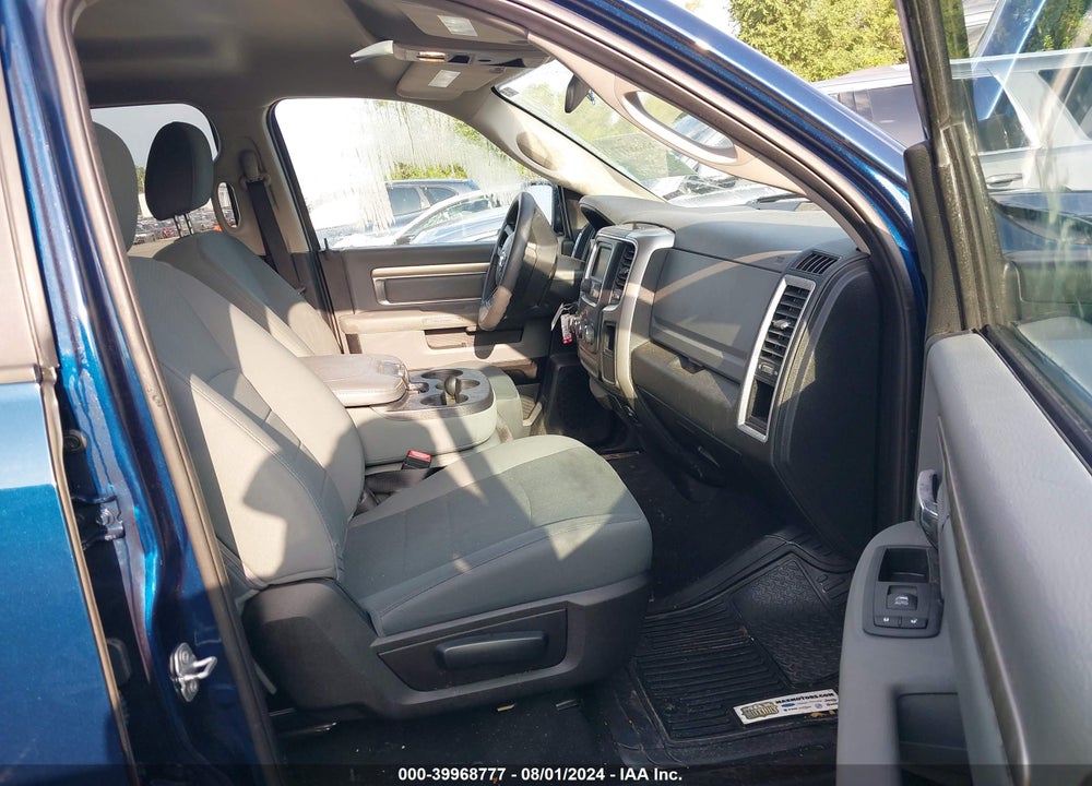 2020 RAM 1500 CLASSIC SLT 4X4 6'4 BOX VIN: 1C6RR7TT7LS124763