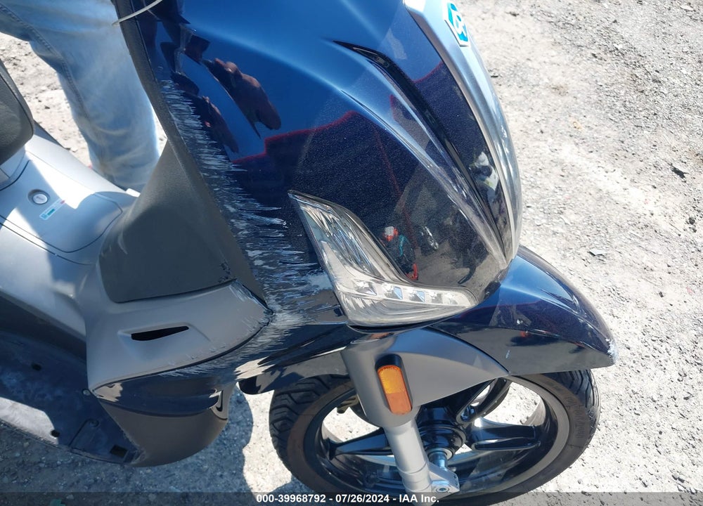 2014 PIAGGIO BV 350 VIN: ZAPM690T6E5002388