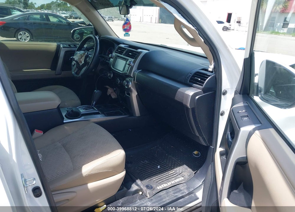 2019 TOYOTA 4RUNNER SR5 VIN: JTEZU5JR7K5211297