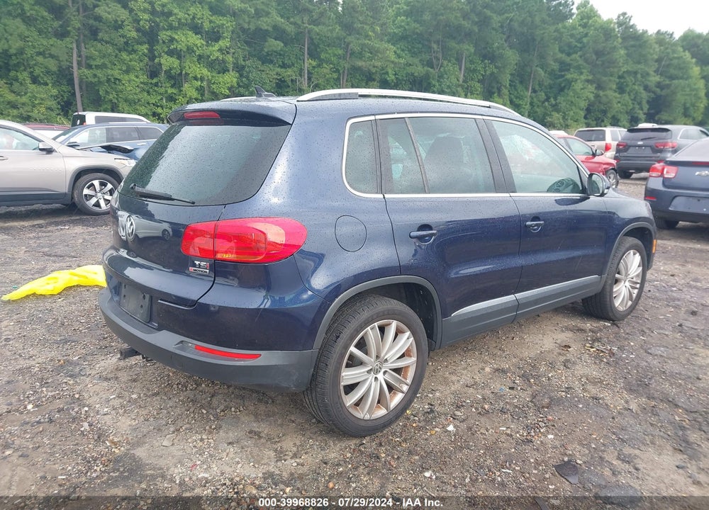 2016 VOLKSWAGEN TIGUAN SE VIN: WVGBV7AX4GW580385