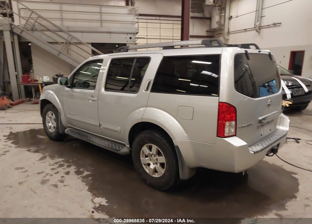 2005 NISSAN PATHFINDER SE OFF ROAD VIN: 5N1AR18U15C717788