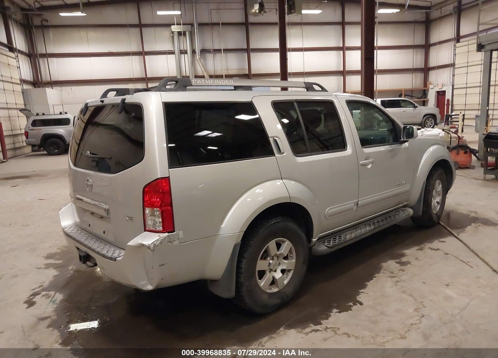 2005 NISSAN PATHFINDER SE OFF ROAD VIN: 5N1AR18U15C717788