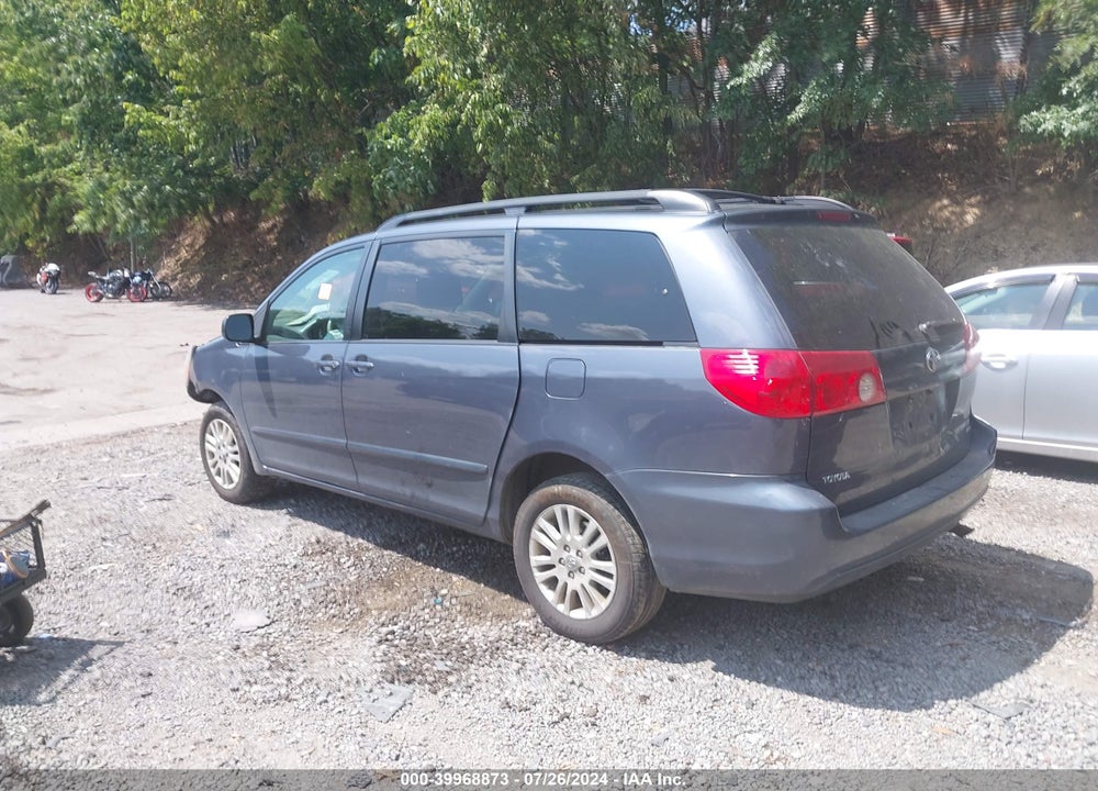 2008 TOYOTA SIENNA LE VIN: 5TDBK23C88S021000