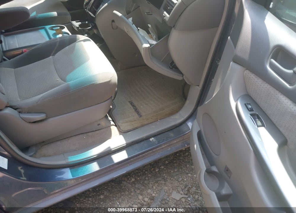 2008 TOYOTA SIENNA LE VIN: 5TDBK23C88S021000