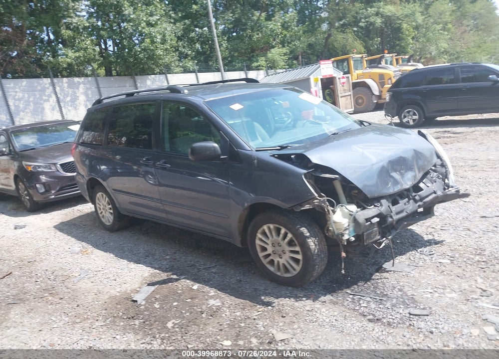 2008 TOYOTA SIENNA LE VIN: 5TDBK23C88S021000