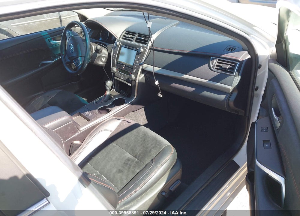 2016 TOYOTA CAMRY LE/SE/XLE/XSE VIN: 4T1BF1FK1GU201264