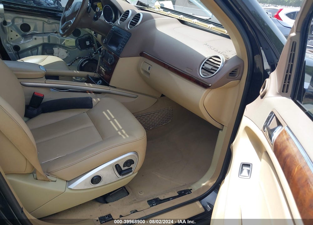 2011 MERCEDES-BENZ GL 450 4MATIC VIN: 4JGBF7BE3BA755371