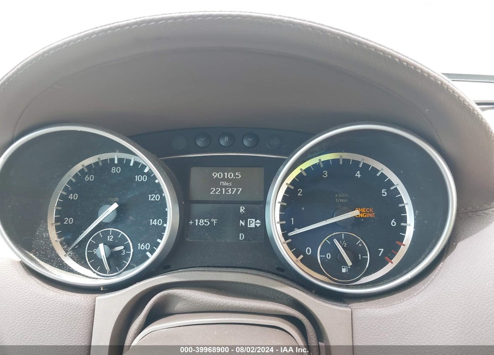 2011 MERCEDES-BENZ GL 450 4MATIC VIN: 4JGBF7BE3BA755371
