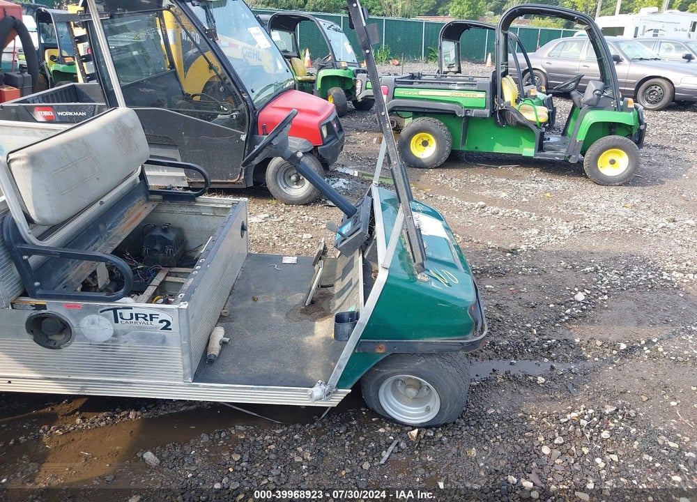 2010 CLUB CAR GOLF CART VIN: RG1024-106439