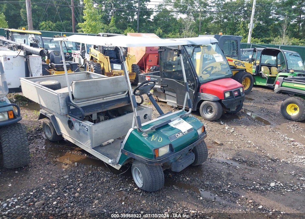 2010 CLUB CAR GOLF CART VIN: RG1024-106439