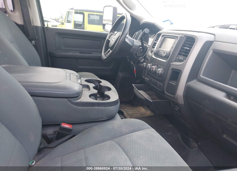 2017 RAM 2500 TRADESMAN 4X4 6'4 BOX VIN: 3C6UR5CJ8HG756604