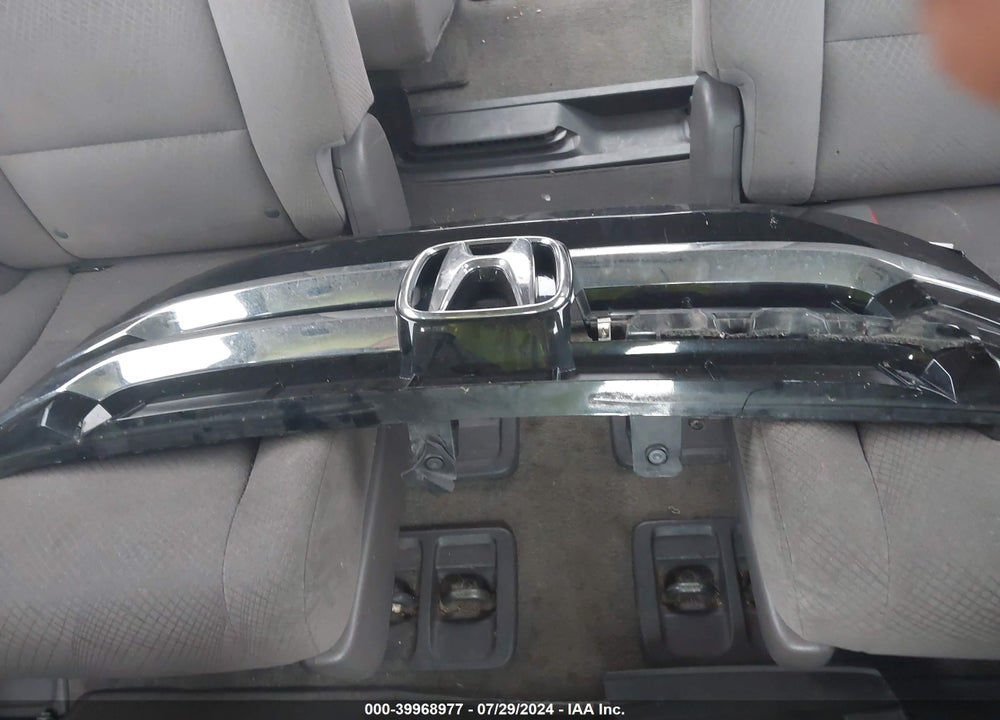 2017 HONDA ODYSSEY SE VIN: 5FNRL5H34HB019612
