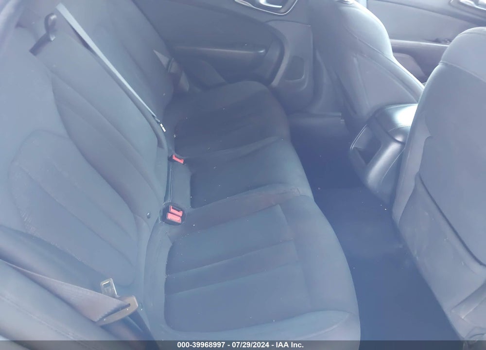 2016 CHRYSLER 200 LIMITED VIN: 1C3CCCAB4GN160499