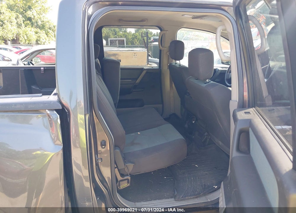 2004 NISSAN TITAN XE VIN: 1N6AA07B74N532991