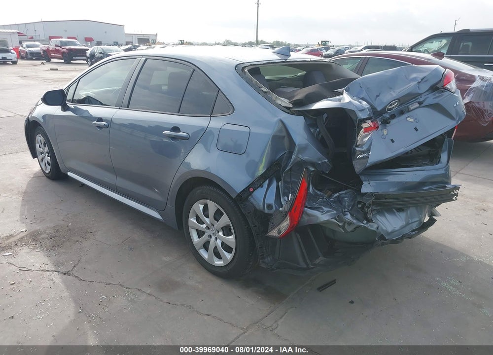 2022 TOYOTA COROLLA LE VIN: JTDEPMAE0N3017566