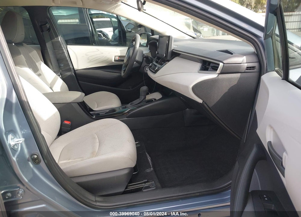 2022 TOYOTA COROLLA LE VIN: JTDEPMAE0N3017566