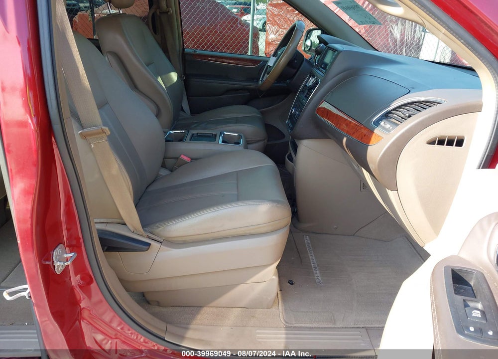 2014 CHRYSLER TOWN & COUNTRY TOURING VIN: 2C4RC1BG1ER439705
