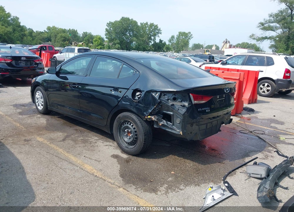 2018 HYUNDAI ELANTRA SE VIN: 5NPD74LF7JH347592
