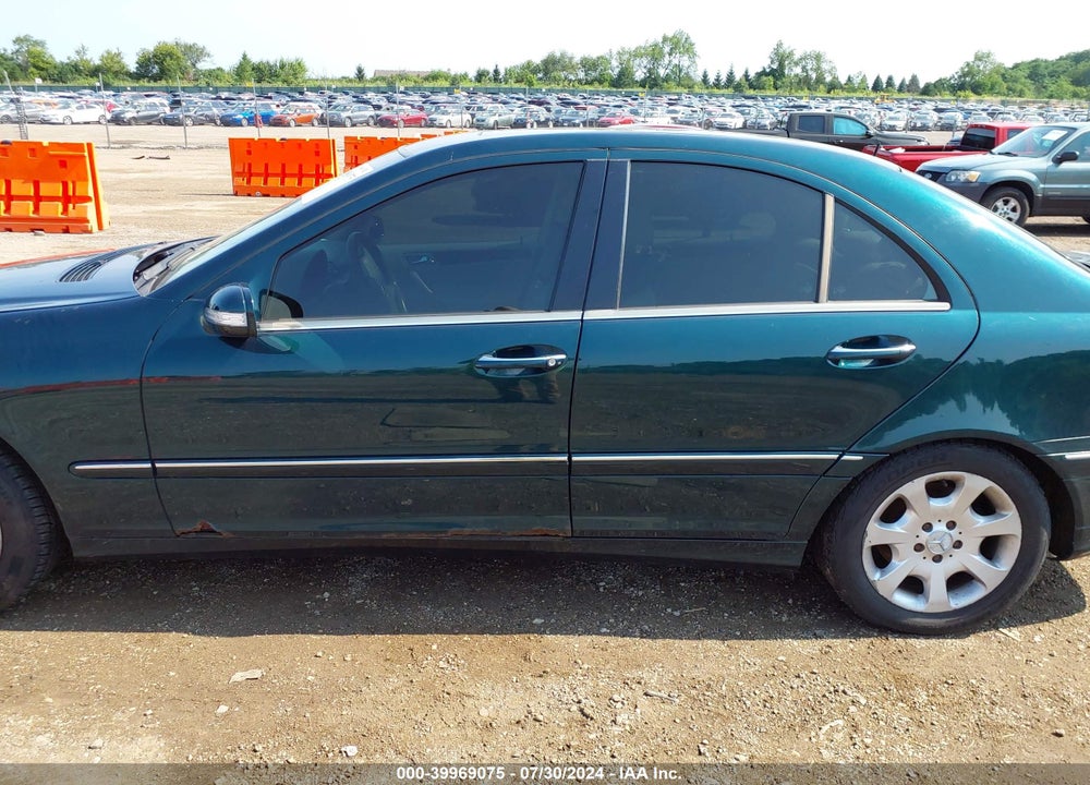 2005 MERCEDES-BENZ C 240 LUXURY 4MATIC VIN: WDBRF81J75F671096