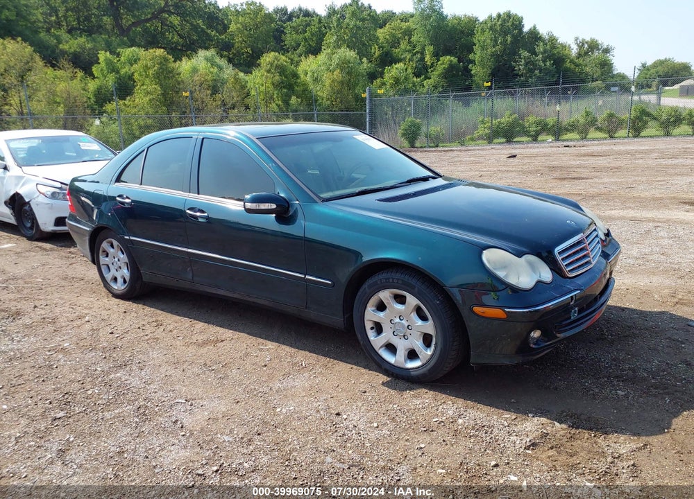 2005 MERCEDES-BENZ C 240 LUXURY 4MATIC VIN: WDBRF81J75F671096