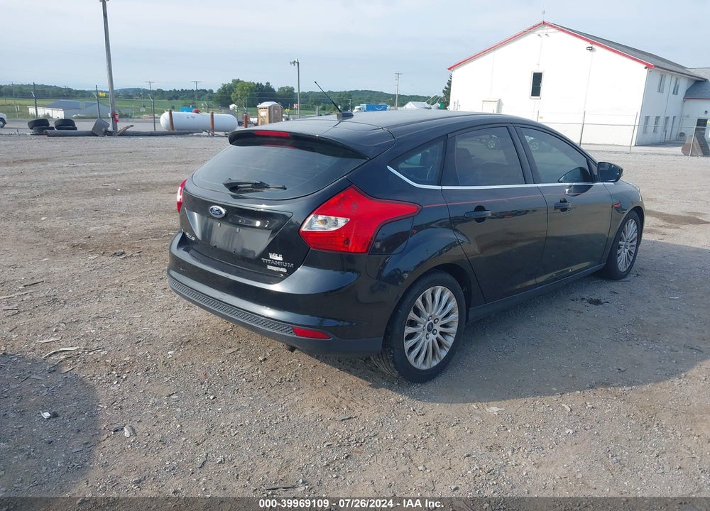 2012 FORD FOCUS TITANIUM VIN: 1FAHP3N25CL461102
