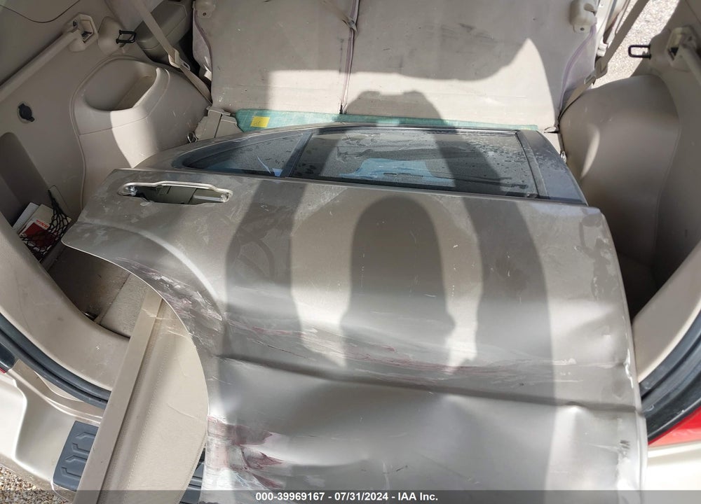 2008 KIA SORENTO LX VIN: KNDJD735685829677