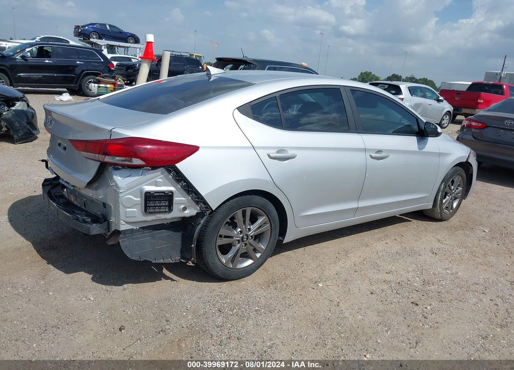 2017 HYUNDAI ELANTRA SE VIN: KMHD84LF6HU206375