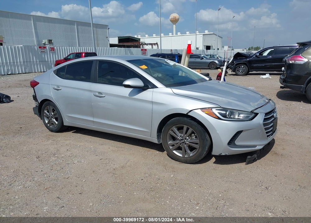 2017 HYUNDAI ELANTRA SE VIN: KMHD84LF6HU206375