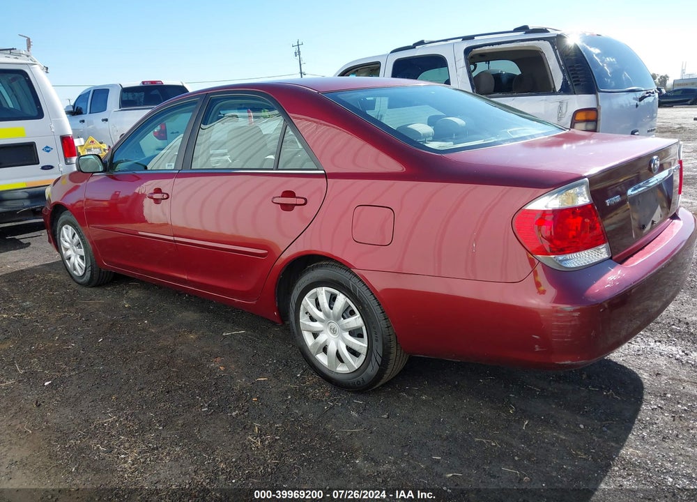 2005 TOYOTA CAMRY LE VIN: 4T1BE32KX5U030466