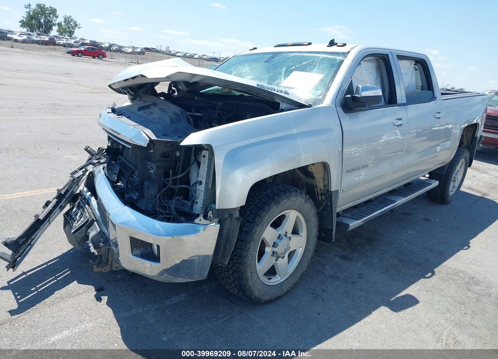 2015 CHEVROLET SILVERADO 2500HD LTZ VIN: 1GC1KWE87FF101588