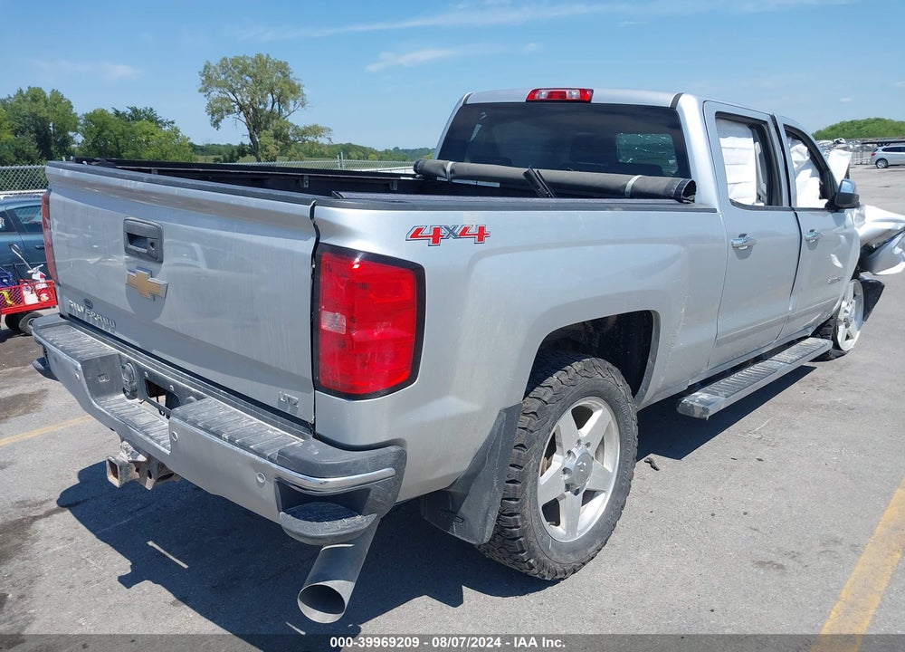 2015 CHEVROLET SILVERADO 2500HD LTZ VIN: 1GC1KWE87FF101588