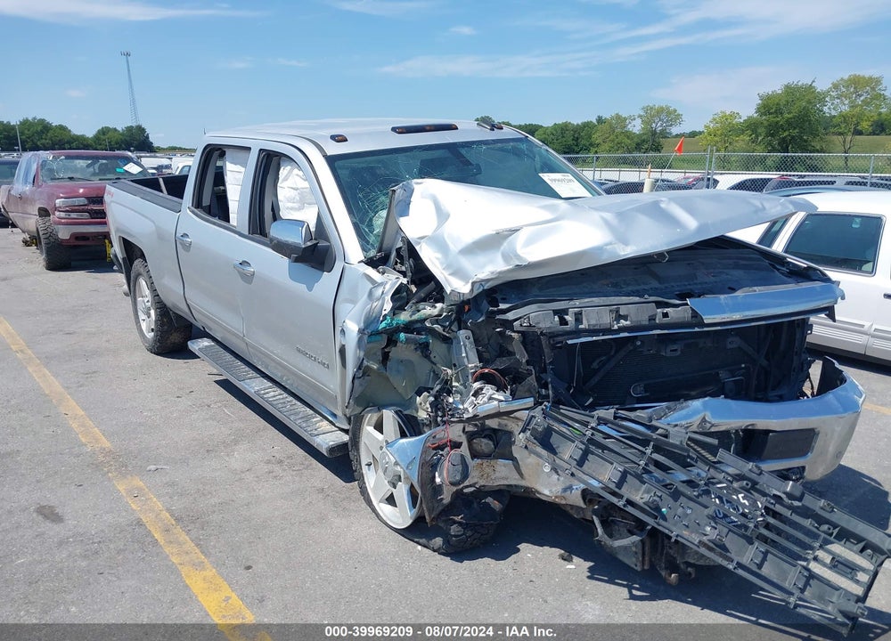 2015 CHEVROLET SILVERADO 2500HD LTZ VIN: 1GC1KWE87FF101588