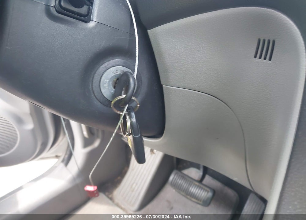 2008 KIA RONDO LX VIN: KNAFG525X87172287
