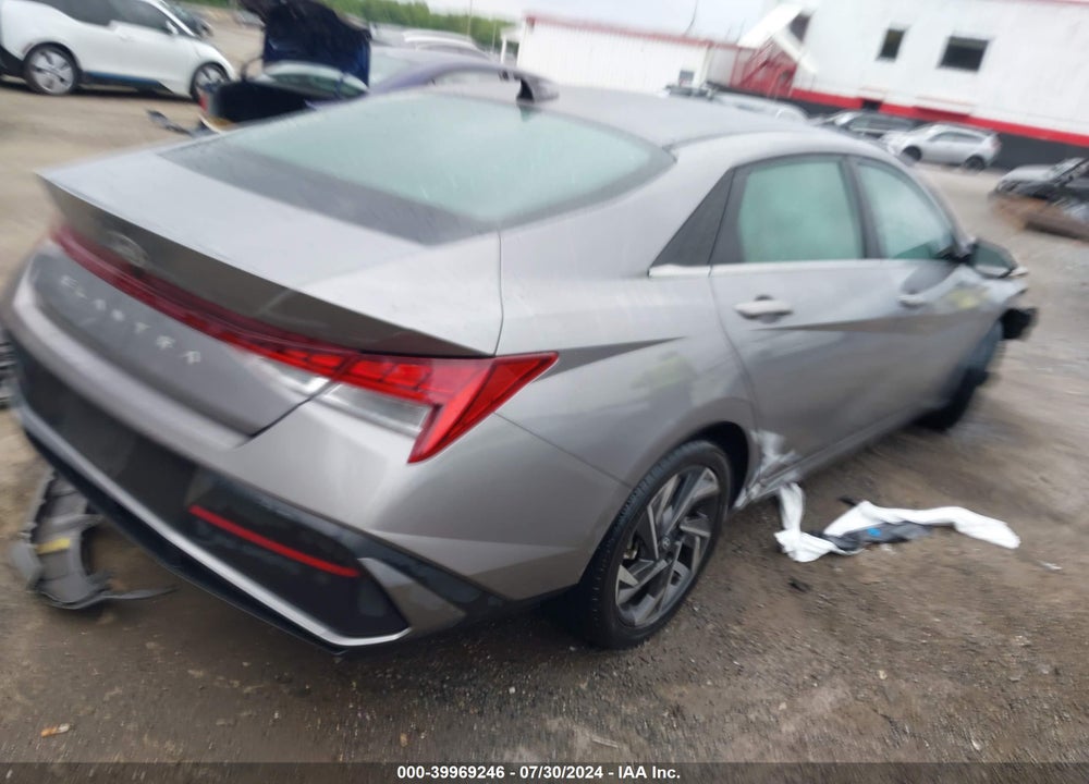 2024 HYUNDAI ELANTRA SEL VIN: KMHLS4DG0RU694079