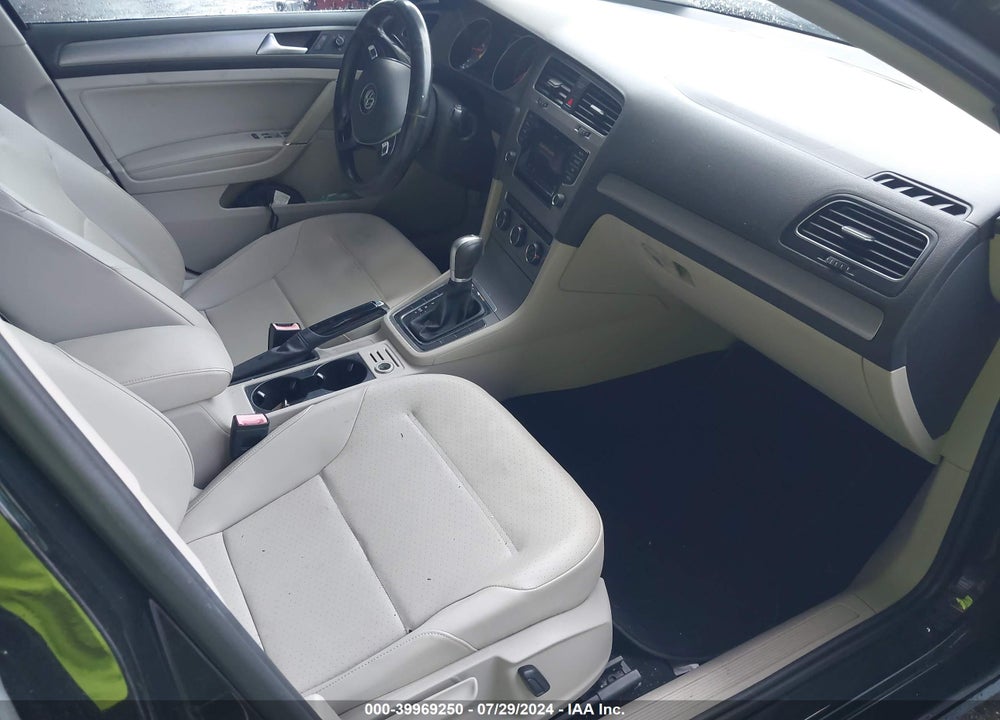 2015 VOLKSWAGEN GOLF SPORTWAGEN TDI S 4-DOOR VIN: 3VWCA7AU4FM501481