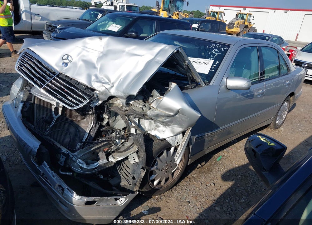 2000 MERCEDES-BENZ E 320 VIN: WDBJF65J7YB153996