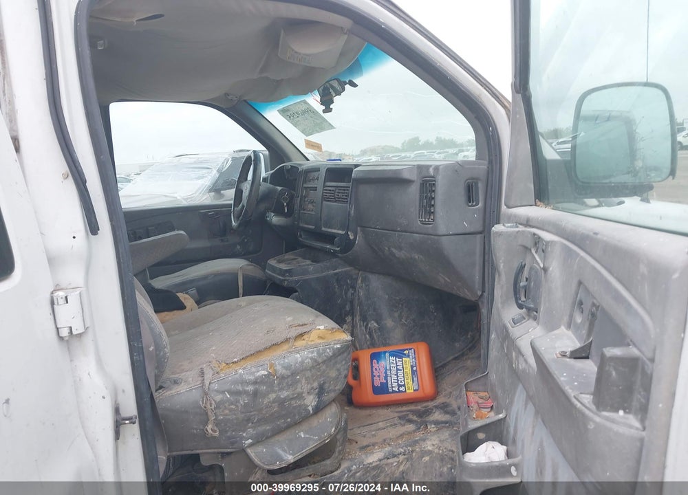 2003 CHEVROLET EXPRESS VIN: 1GCFG29T231148521