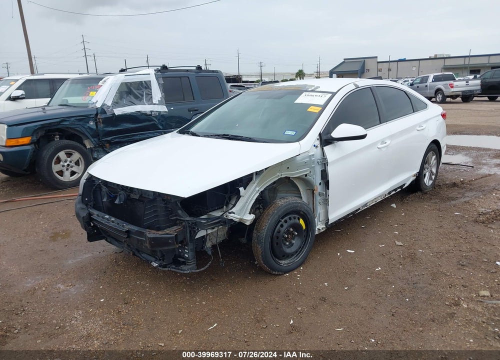 2015 HYUNDAI SONATA SE VIN: 5NPE24AF7FH134056