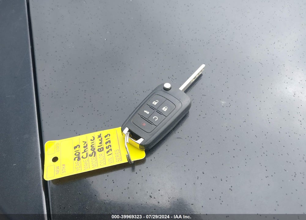 2013 CHEVROLET SONIC LT AUTO VIN: 1G1JC5SHXD4135313