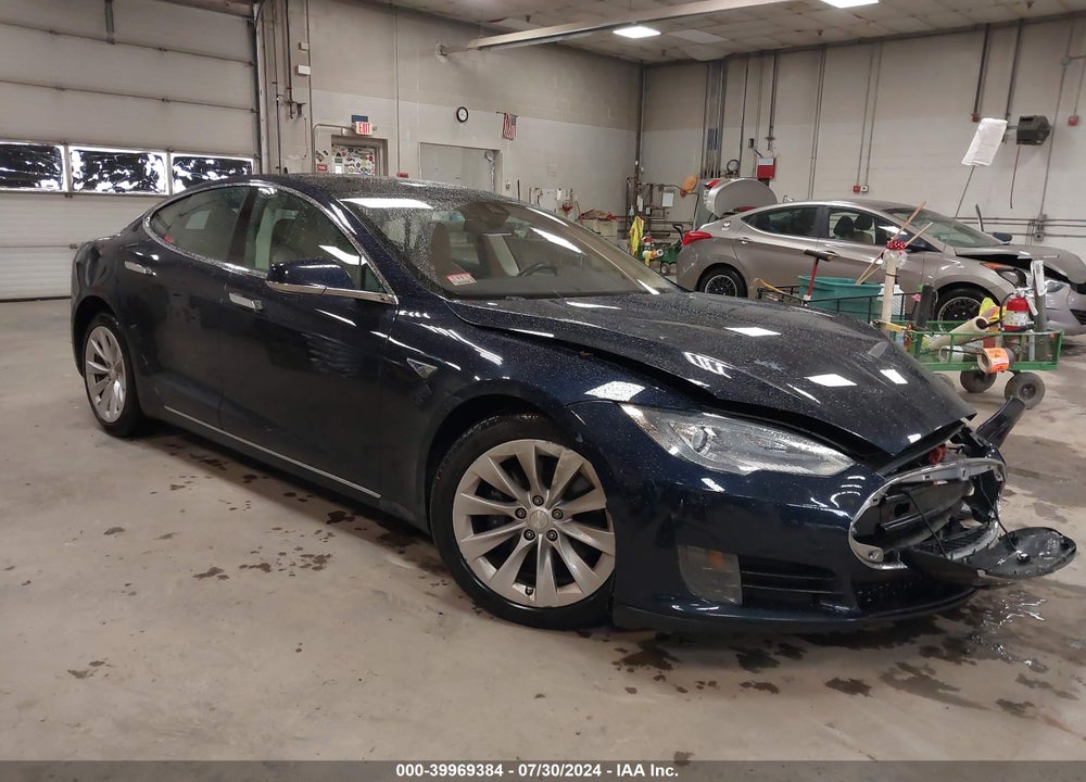 2015 TESLA MODEL S 70D/85D/P85D VIN: 5YJSA1S29FF088826