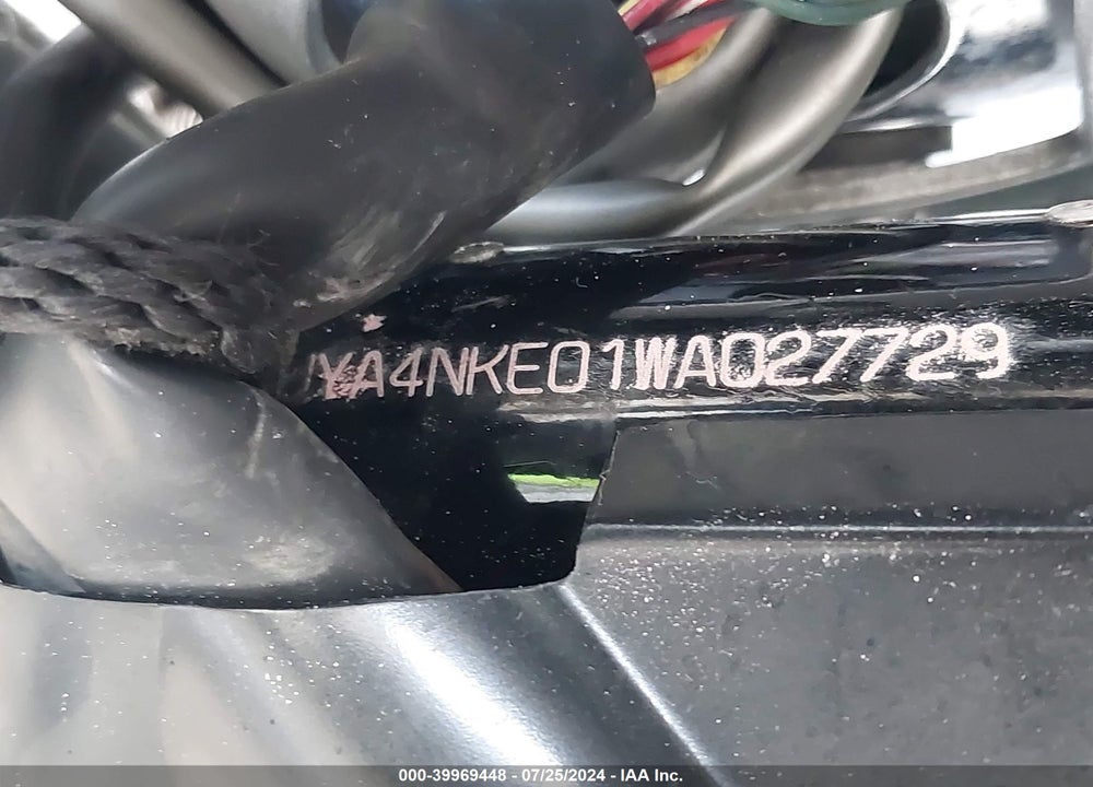 1998 YAMAHA XVZ13 A VIN: JYA4NKE01WA027729