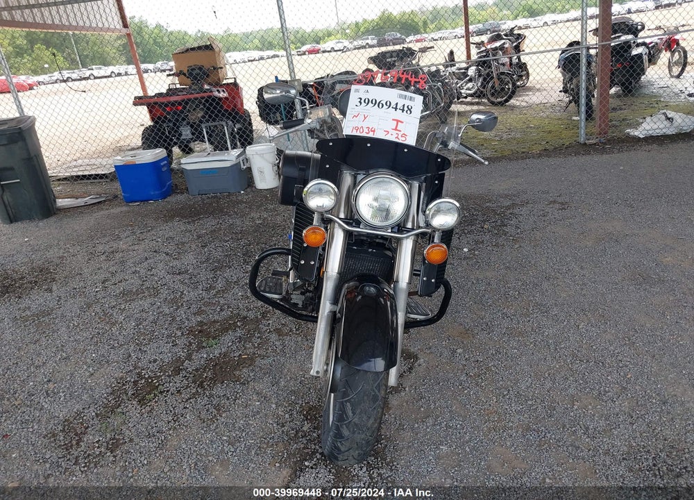 1998 YAMAHA XVZ13 A VIN: JYA4NKE01WA027729