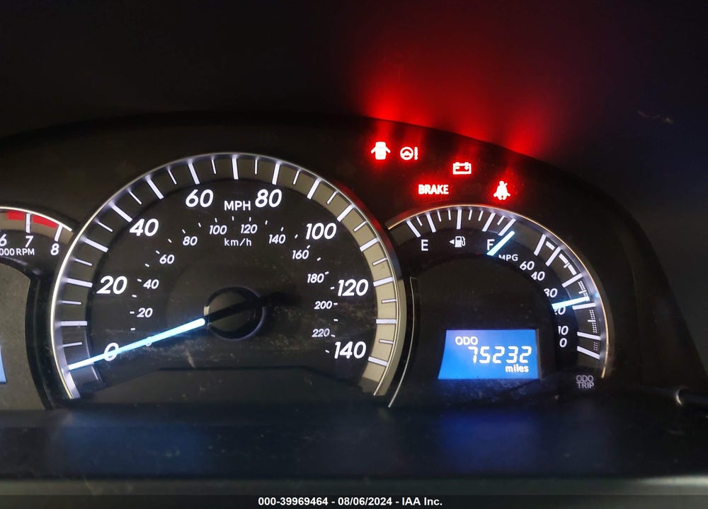 2013 TOYOTA CAMRY SE VIN: 4T1BF1FK0DU657574