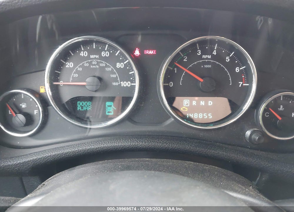2012 JEEP WRANGLER UNLIMITED SAHARA VIN: 1C4BJWEG4CL253940