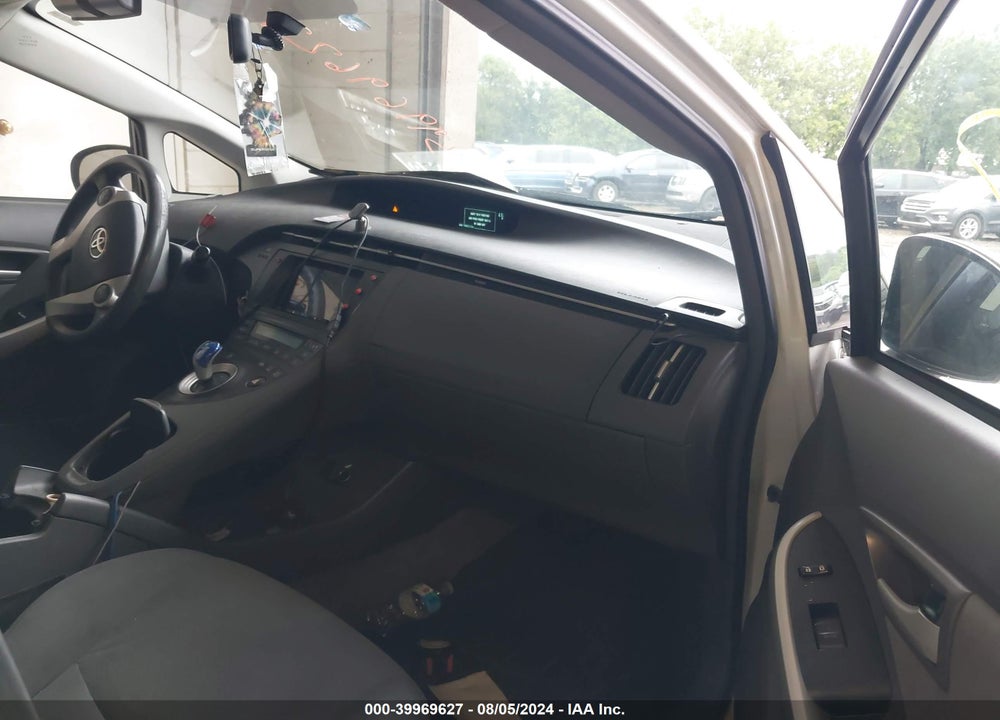 2010 TOYOTA PRIUS II VIN: JTDKN3DUXA0004129
